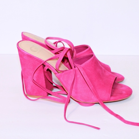 Gianni Bini Kat Kall Magenta Suede Heels Size (8.5) - Picture 5 of 8
